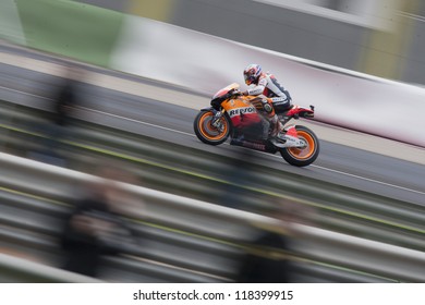 CHESTE - NOVEMBER 11: Casey Stoner during GP of the Comunitat Valenciana, on November 11, 2012, in Ricardo Tormo Circuit of Cheste, Valencia, Spain - Shutterstock ID 118399915