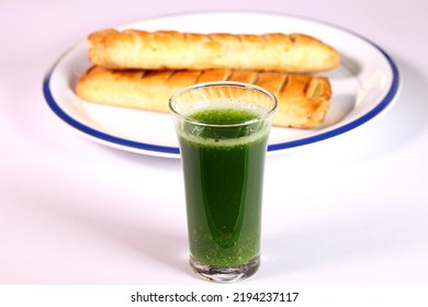 Chestnut Pie And Green Smoothie