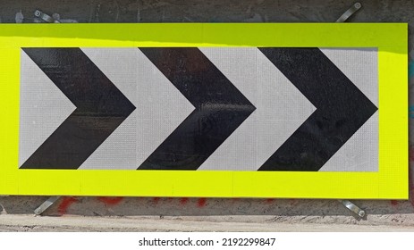 Chevron Sharp Right Curve Warning Traffic Sign Arrows Frame