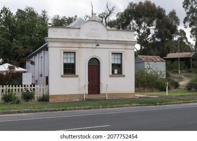 CHEWTON, AUSTRALIA - November 7, 2021: The Town Hall (1860) Was Built For Use As A General Community Hall And Has In The Past Been Used As The Local Police Court