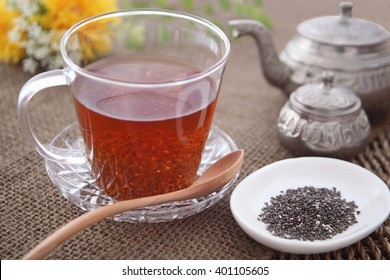 Chia Seeds In Tea Drink/Chia Seed Drink