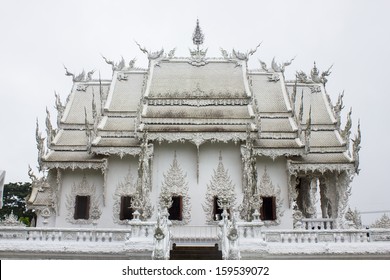 CHIANG RAI - OCTOBER 17: Wat Rong Khun On OCTOBER 17, 2013 In Chiang Rai, Wat Rong Khun Is A Contemporary Unconventional Temple In Chiang Rai, Thailand. It Was Designed By Chalermchai Kositpipat