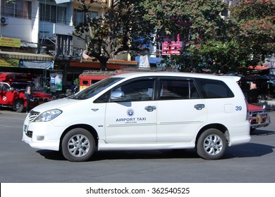 CHIANGMAI, THAILAND -JANUARY 10 2016:  Chiangmai Airport Taxi, Service for Passenger from Airport. Photo at Chiangmai bus station, thailand.