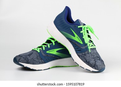 CHIANGMAI,THAILAND Dec 22,2019 :Go The Extra Mile With The Signal Running Shoe From Brooks. A DNA Foam Midsole Cushions Every Stride While The Rubber Traction Sole Adds Stability.