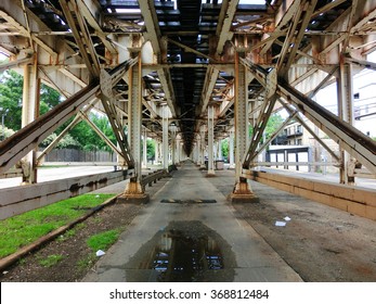 Chicago El Tracks From Underneath Centered - Landscape Photo