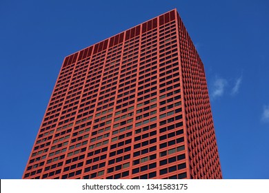 CHICAGO, IL -24 FEB 2019-  View Of The CAN Center (the Big Red), A High-rise Building Located At 333 South Wabash Avenue In The Central Business District Of Chicago, Illinois.