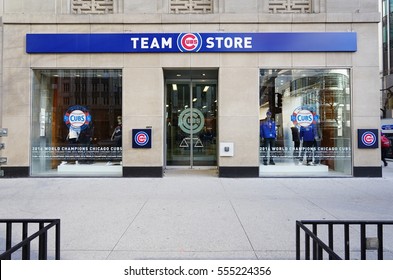 CHICAGO, IL -6 JAN 2017- Team Store Selling Chicago Cubs Merchandise Inside On Michigan Avenue In Chicago. The Cubs Won The 2016 World Series In Baseball.