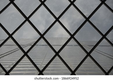 Chicago, IL April 14, 2020, Looking Up At The Top Of The Willis Tower (formerly Sears Tower) Through The Jackson Catalog Glass Dome Skylight Under A Blue And Cloudy Sky