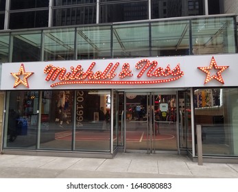 Chicago, IL February 12, 2020, Mitchell & Ness Pop Up Store Front Entrance Sign For The NBA All Star Game