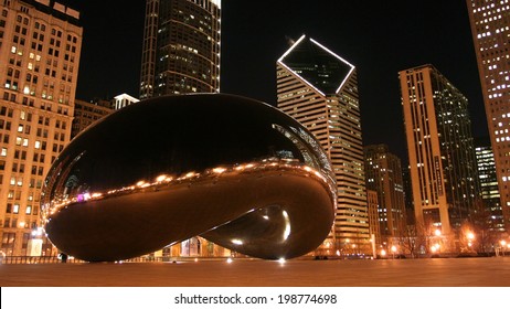 CHICAGO, IL - FEBRUARY 23, 2007:  Bean Or Cloud Gate At Night In Millennium Park. Here Is The Major Landmark But Admission Is Free.