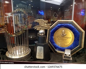 Chicago, IL July 30, 2018, Chicago White Sox 2005 World Series Commissioner's Trophy, American League Trophy, World Series Ring, Commissioner's Plate On Display 
