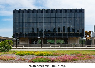 CHICAGO, IL, USA - JUNE 2019: The Famous Modernist Law School Building On The University Of Chicago Campus Was Designed By Eero Saarinen.