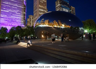 Chicago, IL, USA - May 24, 2018 - The Bean (Cloud Gate) In Millenium Park At Night During Spring Time