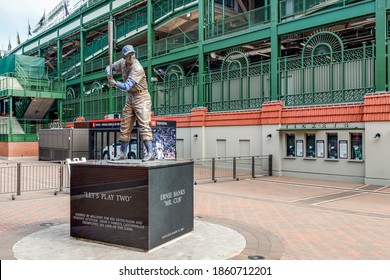 CHICAGO, IL, USA - SEPTEMBER 17, 2020: An Ernie Banks statue outside of the Chicago Cubs' Wrigley Field with no people.