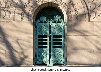 Chicago, Illinois - United States - December 9th, 2020: The Carrie Eliza Getty Tomb By Architect Louis Sullivan In Graceland Cemetery.