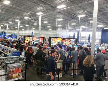 Chicago Illinois/ United States- September 15th 2018:  People Are Gathered At Best Buy In Chicago Buck-town Location For The Super Smash Brothers Tournament.  The Lines Are Packed As They Their Turn