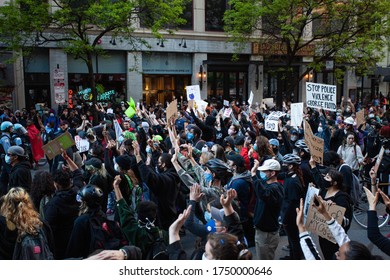 Chicago, Illinois / USA -5/30/2020: Protest For George Floyd, Protesters Clash With Police During Peaceful Protest In A March For Justice For George Floyd.