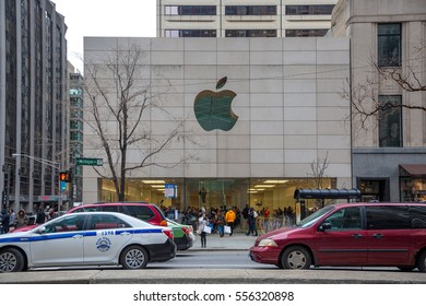 CHICAGO, ILLINOIS, USA - DECEMBER 29, 2016: Michigan Avenue Apple Store Exterior In Chicago On December 29 2016.