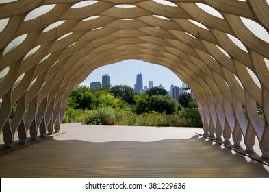 Chicago, Illinois / USA - September 15, 2015: Lincoln Park Zoo, Curly Shelter.