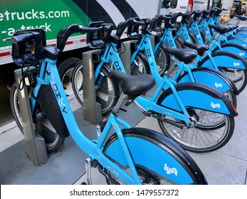 Divvy」の画像、写真素材、ベクター画像  Shutterstock