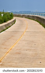 Chicago Lakeshore Trail Walking Path