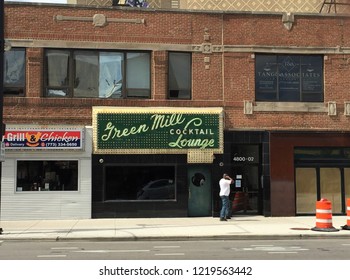 CHICAGO - NOVEMBER 2018: Green Mill Lounge Or Jazz Club In November 2018 In Chicago. The Club Presents Jazz And The Uptown Poetry Slam And Was Frequented By Chicago Gangsters In The 1920s . 