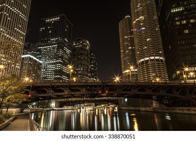 Chicago River Night Scene Bridge