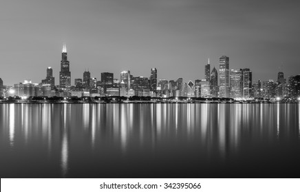 315 Chicago Skyline Night Black And White Images, Stock Photos ...