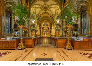 Chicago, USA - Jun 1, 2019: St. John Cantius Parish Is A Historic Church Of The Roman Catholic Archdiocese Of Chicago Known For Its Solemn Liturgies And Rich Program Of Sacred Art And Music.