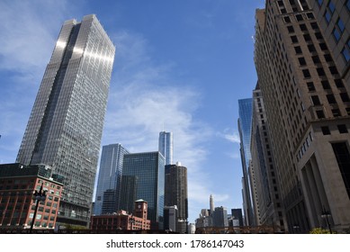 Chicgago Skyline On Wacker Drive