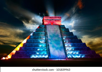 Chichen Itza Mayan Pyramid Night View