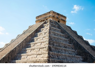 Chichen Itza Pyramid In Yucatan Mexico