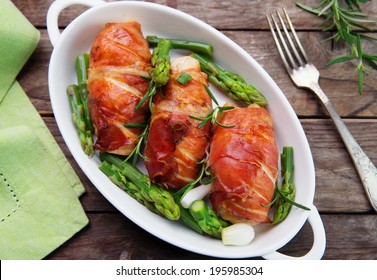 Chicken Breast Wrapped In Parma Ham With Green Asparagus