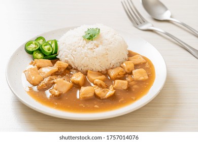 Chicken In Brown Sauce Or Gravy Sauce With Rice - Asian Food Style