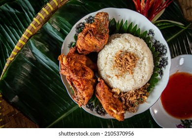 Chicken Glutinous Rice Also Known As Pulut Ayam. Normally Eaten With  Fried Chicken.