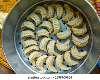 Chicken Momos in the Steamer pot, traditional tibetan/Nepali dumplings, kathmandu, Nepal