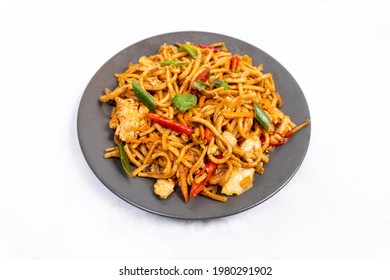 Chicken And Vegetable Chow Mein 