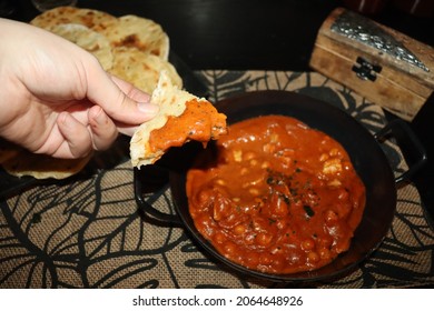 Chickpea Tikka Masala With Parathas