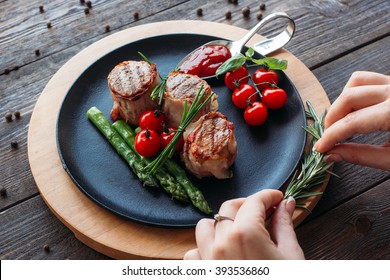 28,994 Kitchen chief Images, Stock Photos & Vectors | Shutterstock