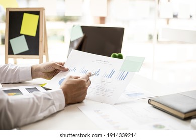 Finance Officer Images Stock Photos Vectors Shutterstock