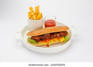 Chiken tikka sandwich with fries