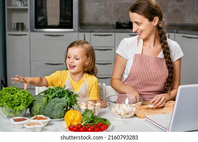 6,705 Recipe magazine Images, Stock Photos & Vectors | Shutterstock