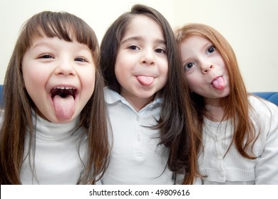 Enfant Tire La Langue High Res Stock Images Shutterstock