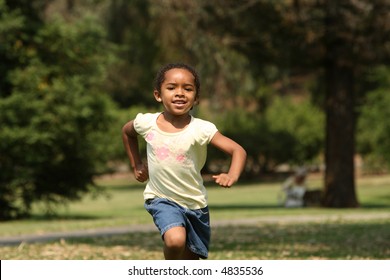 Black children running Images, Stock 
