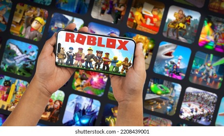 180 Roblox Phone Images, Stock Photos & Vectors | Shutterstock