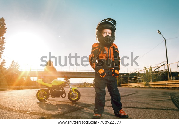 small child motorcycle helmet