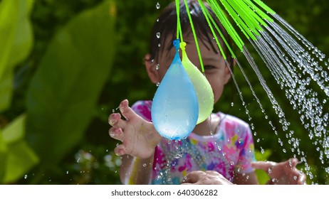 352 Water balloon cartoon Stock Photos, Images & Photography | Shutterstock