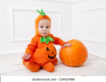 pumpkin costume