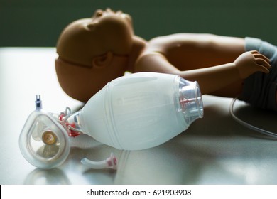 child pupped reanimation with mask