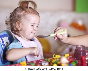 The child refuses to eat